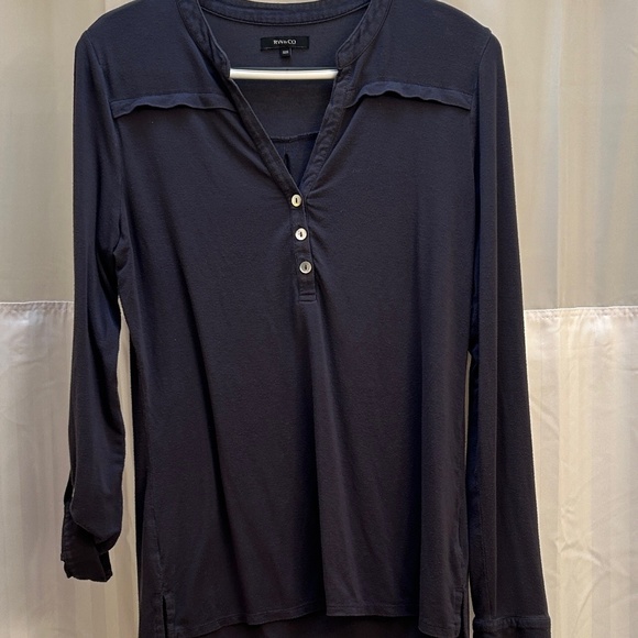 RW&Co Long Sleeve Button Detail - Picture 2 of 4